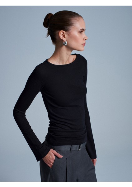 32322 Kayık Yaka Uzun Kollu Top-Siyah fırsatları