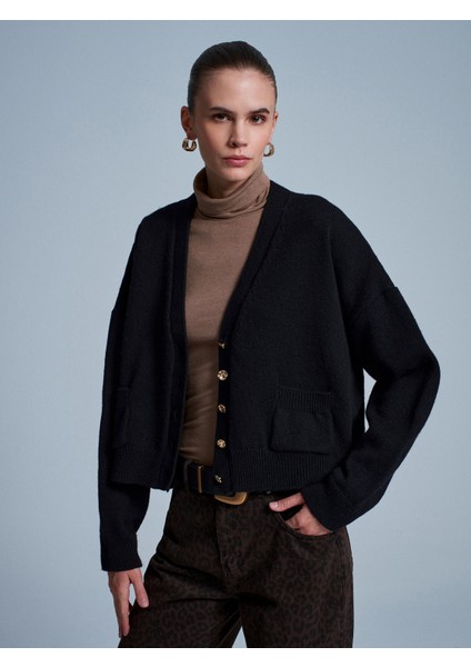 60999 Yün Karışımlı Cep Detaylı Triko Hırka-Siyah fırsatları