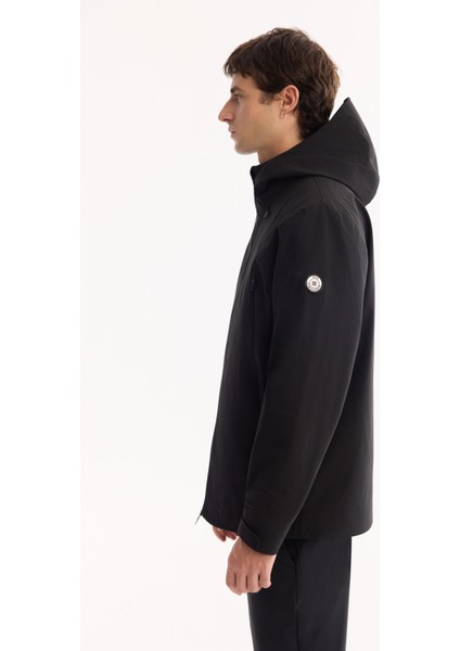 Erkek Siyah Fonksiyonel Çift Kullanımlı Su İtici Rüzgar Geçirmez Mevsimlik Mont A52Y6096