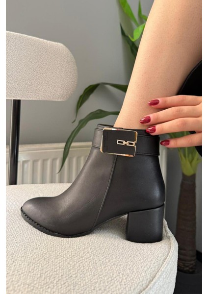 Kadın Mabel Siyah Tokalı ( 6 cm ) Topuklu Oval Burun Bot modelleri