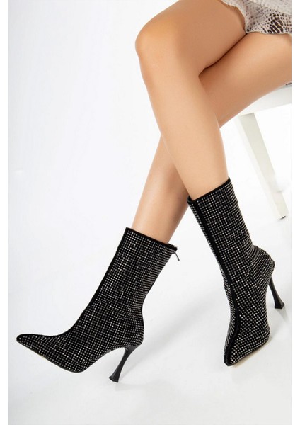 Kadın Londen Siyah Süet Gümüş Taş Işlemeli 9 cm Ince Topuklu Arkadan Fermuarlı Kısa Çizme-Bot