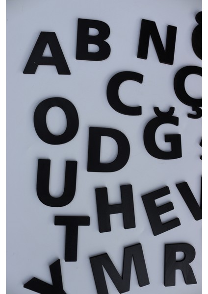 Eğlenceli Montessori Ahşap Alfabe Seti, Siyah Büyük Harfler ile Öğrenmeyi Keyifli Hale Getirin