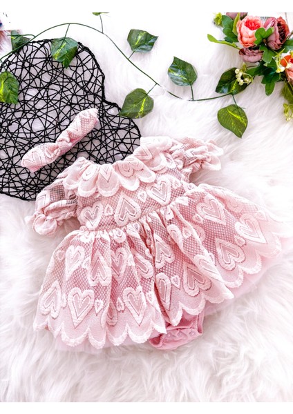 Ada Kalp Desenli Kız Bebek Romper