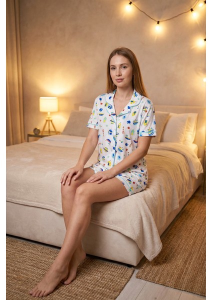 Pamuklu Baskılı Düğmeli Pijama Takımı