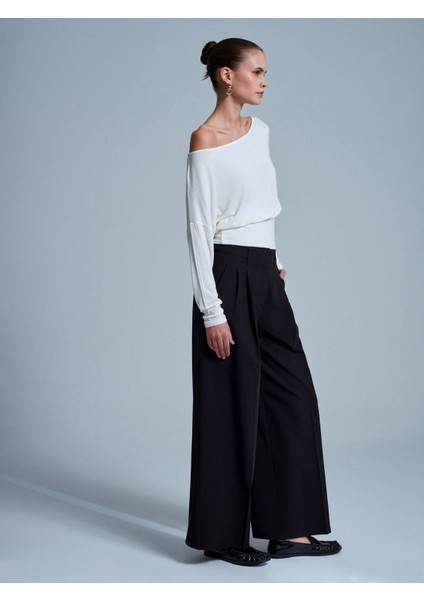 32306 Yün Karışımlı Tek Omuz Top-Ekru indirimleri