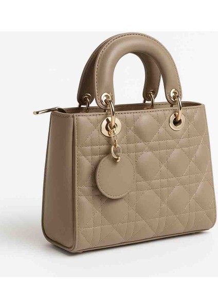 Premium Kalite Vizyon Renk Kadın Omuz ve El Çantası – Altın Detaylı, Şık & Lüks Tasarım