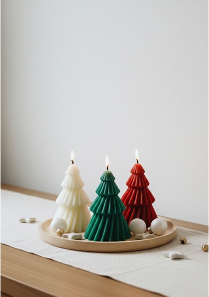 Özel Seri – 3’lü Yılbaşı Çam Mum Seti (Kırmızı – Yeşil – Beyaz) | Okyanus Kokulu | 11.5 x 7.5cm