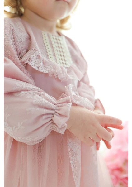 Lenora Prenses Model Tül Fiyonk Detaylı Uzun Kollu Etekli Elbise fırsatları