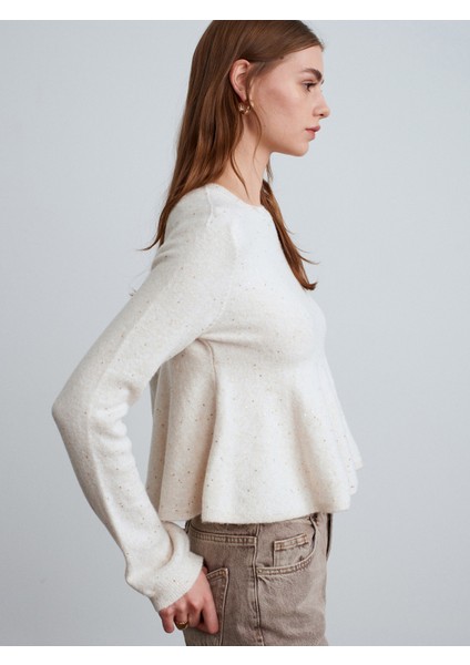 10832 Peplum Parıltılı Triko Kazak-Krem fırsatları