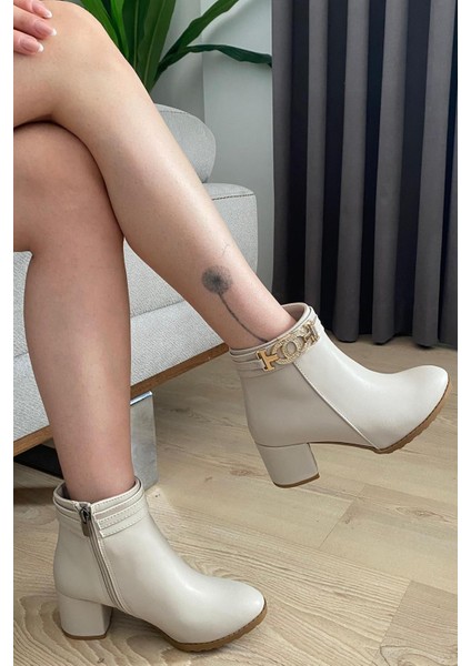 Kadın Hana Krem Cilt Taşlı Tokalı ( 6 cm ) Topuklu Oval Burun Bot