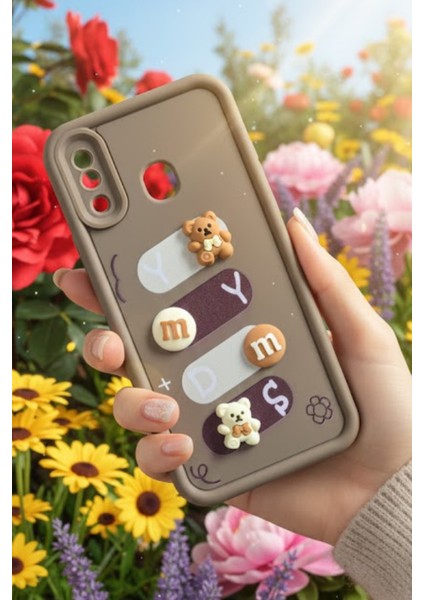 Samsung Galaxy A20 Uyumlu Kılıf Kahverengi Renk Ayıcık Figürlü 3D Kamera Korumalı Darbe Emici Yumuşak Silikon Kapak