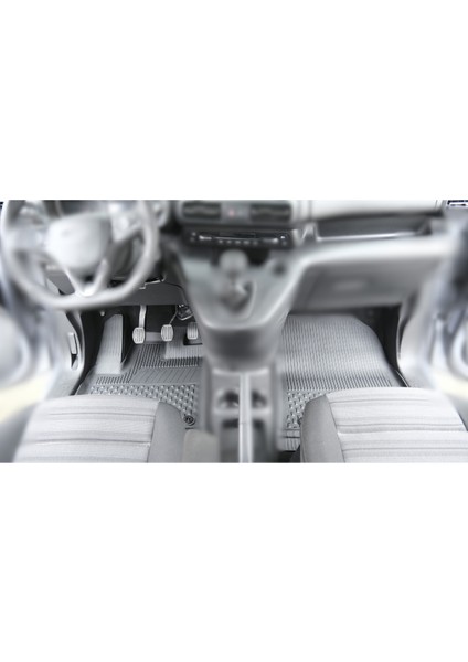 Doblo III Van 2022+ Uyumlu Sahler Araca Özel 4.5D Havuzlu Oto Paspas - Doblo