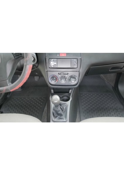 Fıat Linea 2007-2017 Uyumlu Sahler Araca Özel 4.5D Havuzlu Oto Paspas - Linea