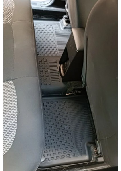 Fıat Linea 2007-2017 Uyumlu Sahler Araca Özel 4.5D Havuzlu Oto Paspas - Linea