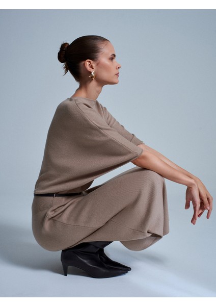 90266 Yün Karışımlı Kayık Yaka Kemerli Triko Elbise-K.vizon M.