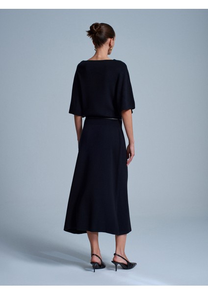 90266 Yün Karışımlı Kayık Yaka Kemerli Triko Elbise-Siyah modelleri