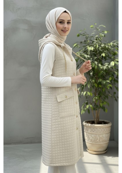 Kadın Kapüşonlu Uzun Kapitone Yelek