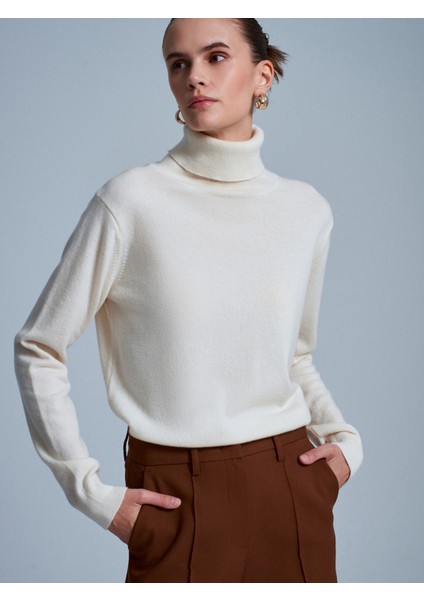 10848 %100 Kaşmir Balıkçı Yaka Kazak-Ekru