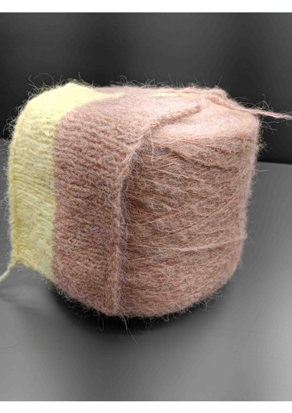 %70 Suri Alpaka El Örgü Ipi 300GR Pembe