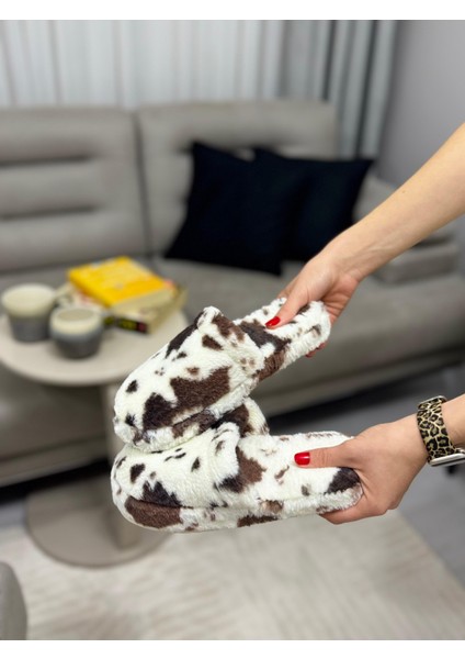 Sessiz Taban Kadın Yazlık Kışlık Günlük Çeyiz Terlik Kapalı Ev Terliği