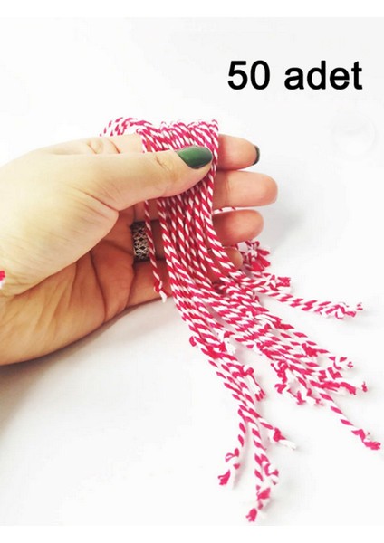 50 Adet Kırmızı Beyaz Marteniçka İp Bileklik - Dilek Bilekliği - Şans Bileklik fiyatları