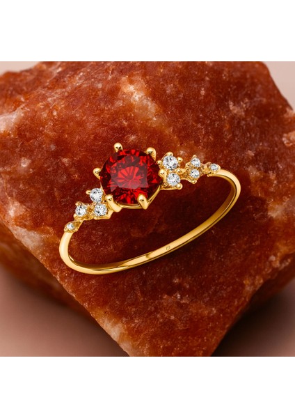 14 Ayar Altın Minimal Yakut Yüzük fiyatları