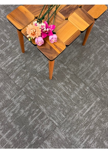 Karo Halı- Aura 03 ( 1 Karo: 50 x 50 cm | 1 Paket: 6 m² )
