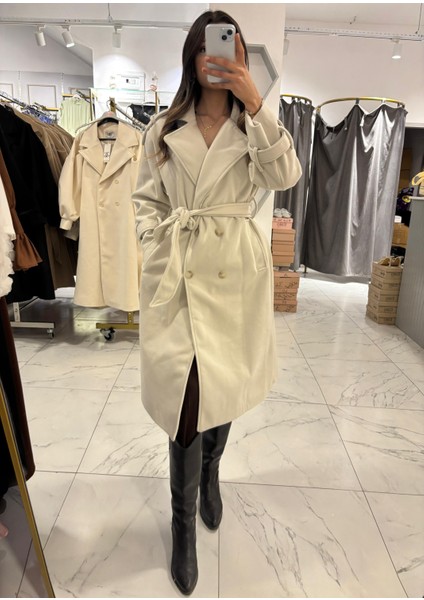 Omuzları Apolet Kuşak Detaylı Kadın Kaşe Kaban fırsatları