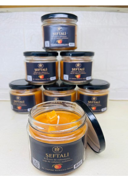 El Yapımı Şeftali Kokulu Mum – Kalıcı ve Yoğun Koku – Cam Kavanozda Dekoratif Mum