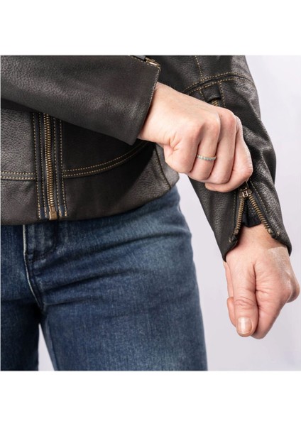 Tuscadero 3 Korumalı Kadın Motosiklet Montu Siyah fırsatları