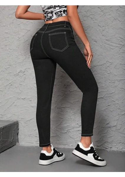 Kadın Yüksek Bel Önden Düğmeli Dar Kesim Kot Pantolon