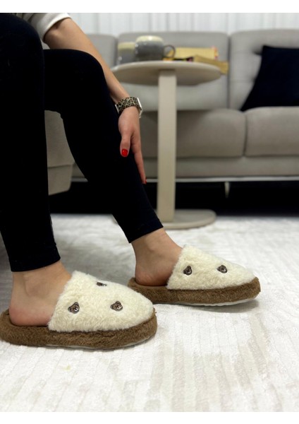 Kadın Ev Terliği Ponpon Şık Giyim Hediyelik Çeyiz Bohça Misafir Ev Terliği fiyatları