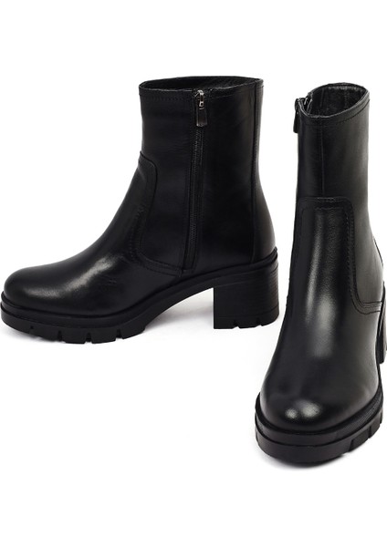 Kadın Siyah Fermuarlı Kalın Topuklu Deri Bot 25WFD414418 modelleri