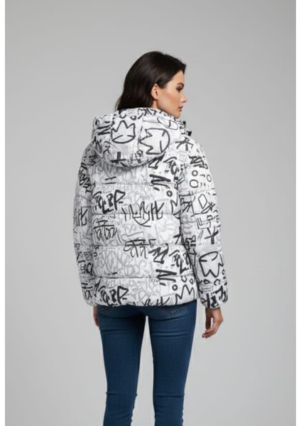 Kadın Grafiti Desenli Kapşonlu Şişme Mont fırsatları