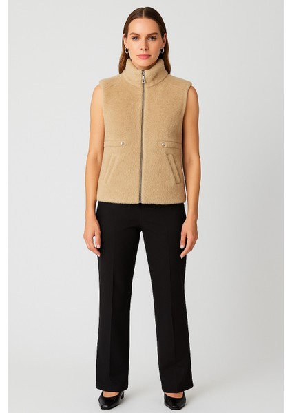 Dik Yaka Beli Lastikli Peluş Yelek 66932 fırsatları