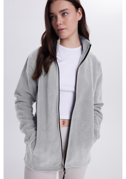 Kadın Anti-Pilling Tüylenme Yapmayan Standart Fit Tam Fermuarlı Soğuk Geçirmez Gri Polar Hırka