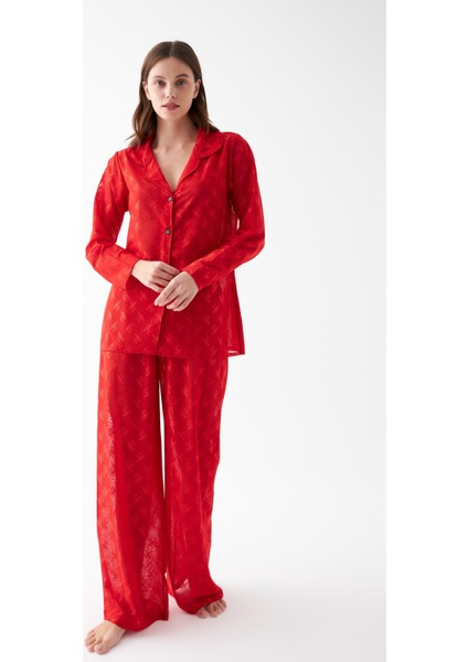 Kadın Kırmızı Şeffaf Jakar Düğmeli Pijama Takımı fiyatları