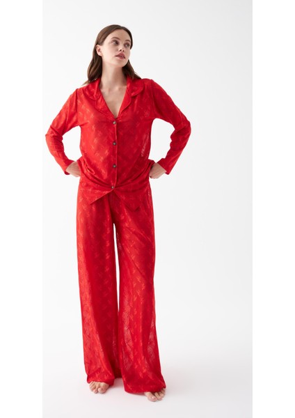 Kadın Kırmızı Şeffaf Jakar Düğmeli Pijama Takımı modelleri