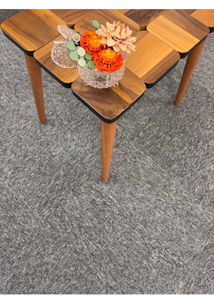 Karo Halı- River H01 ( 1 Karo: 50 x 50 cm | 1 Paket: 8 m² )