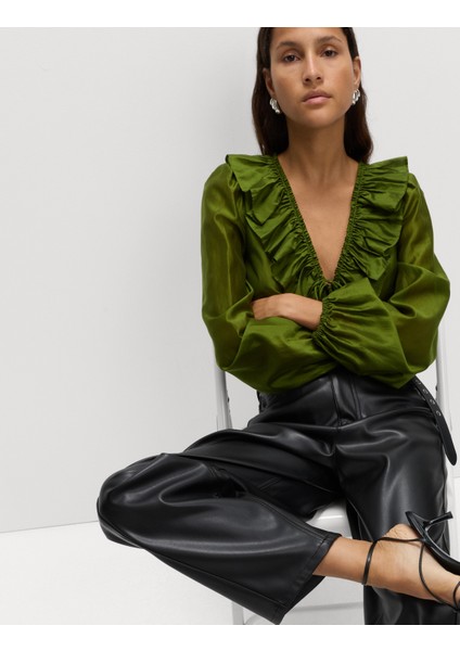 Deri Görünümlü Pantolon