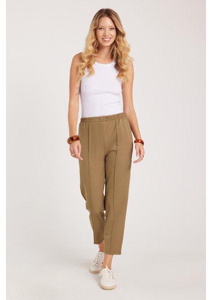 Kadın Relax Fit Rahat Kesim Yüksel Bel Düz Paça Beli Lastikli Haki Pantolon fiyatları
