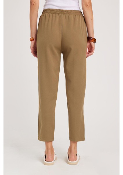 Kadın Relax Fit Rahat Kesim Yüksel Bel Düz Paça Beli Lastikli Haki Pantolon