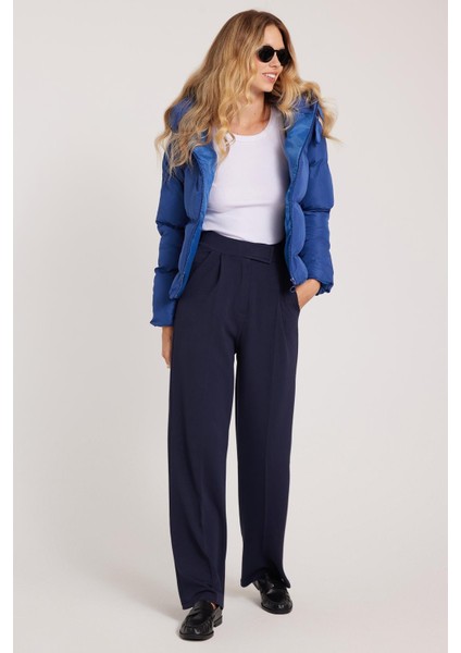 Kadın Regular Fit Klasik Kesim Cırt Kapamalı Geniş Paça Lacivert Pantolon fırsatları