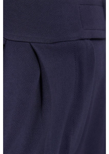 Kadın Regular Fit Klasik Kesim Cırt Kapamalı Geniş Paça Lacivert Pantolon