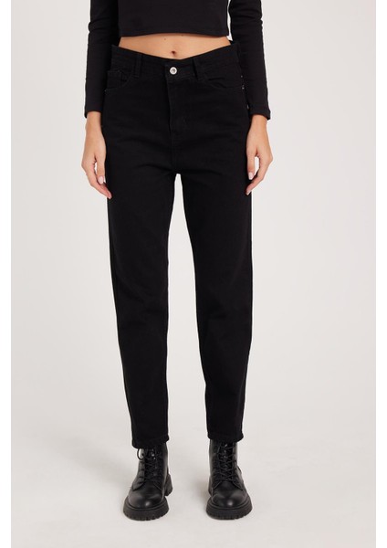Kadın Slim Fit Dar Kesim Pamuklu Dar Paça Siyah Jean Pantolon