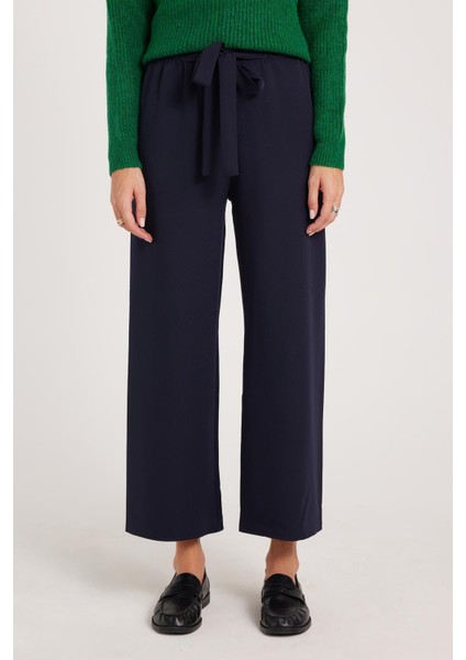 Kadın Relax Fit Rahat Kesim Lastikli Kuşak Bağlamalı Geniş Paça Lacivert Pantolon