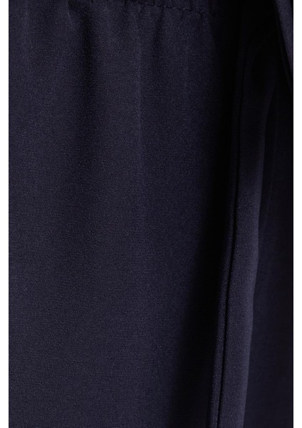 Kadın Relax Fit Rahat Kesim Lastikli Kuşak Bağlamalı Geniş Paça Lacivert Pantolon