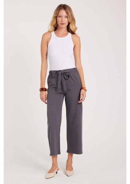 Kadın Relax Fit Rahat Kesim Lastikli Kuşak Bağlamalı Geniş Paça Antrasit Pantolon indirimleri