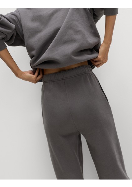 Pamuk Karışımlı Geniş Paça Jogger fırsatları