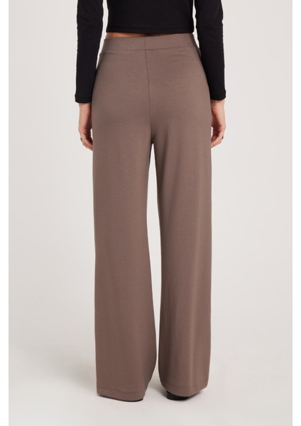 Kadın Relax Fit Rahat Kesim Modal Kumaş Yüksel Bel Geniş Paça açık Kahve Pantolon